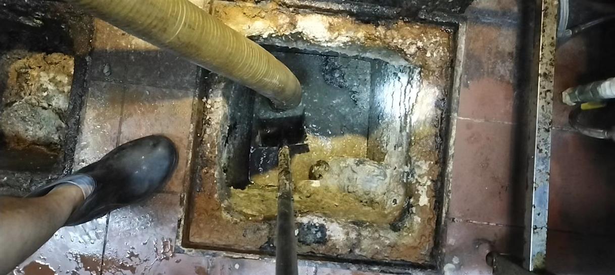 临泉污水池清理一般都有毒气，怎么预防中毒呢？