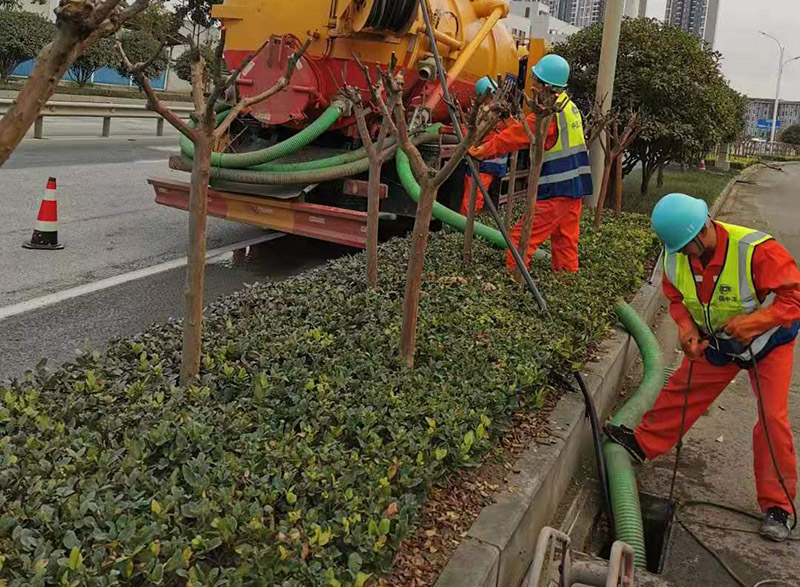 临泉市政管道清淤